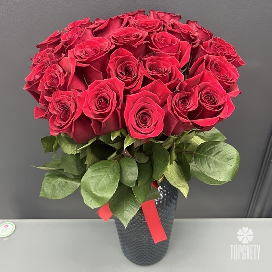 Букет из 25 красных роз 50 см