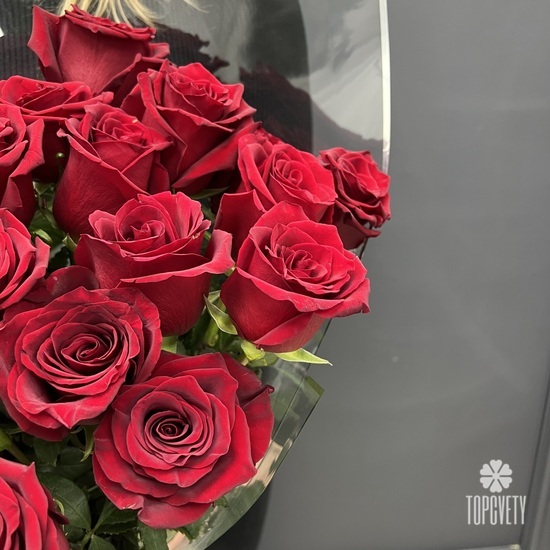 Букет из 25 красных роз Премиум