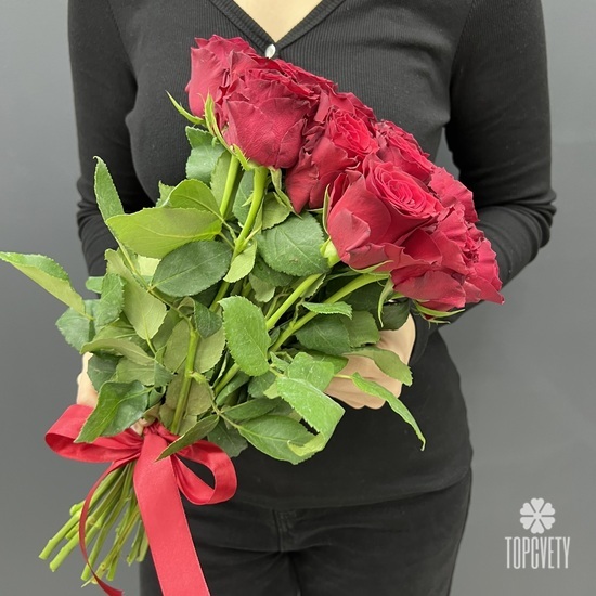 Букет из 15 красных роз 40 см