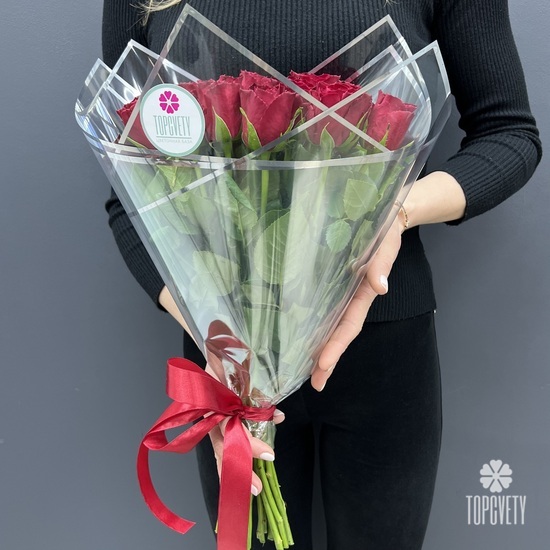 Букет из 25 красных роз Кения 40см