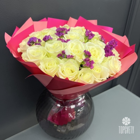 Букет из 25 белых роз 40см