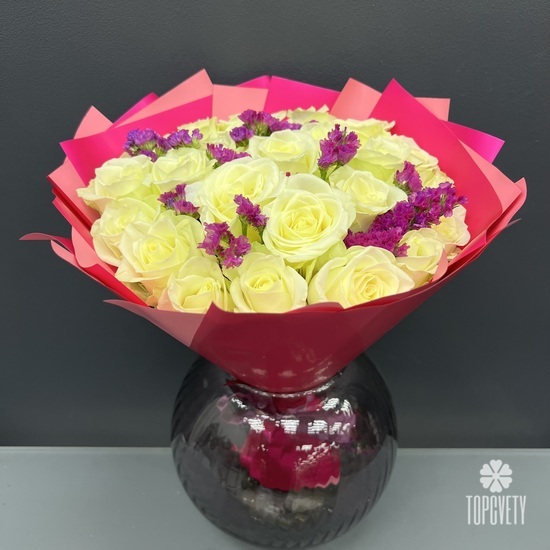 Букет из 25 белых роз 40см