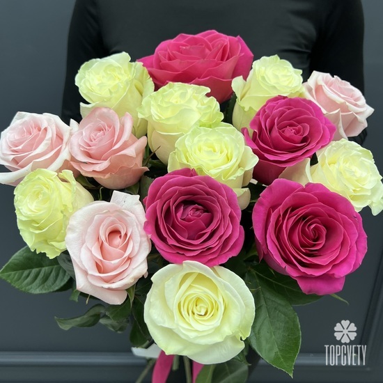 Букет из 15 белых роз микс 70см