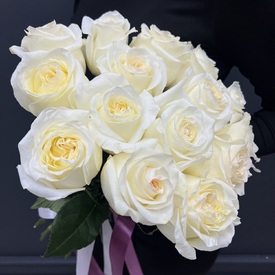 Букет из 15 белых роз пионовидных Кендел Лайт 50см