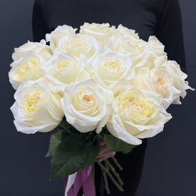 Букет из 15 белых роз пионовидных Кендел Лайт 50см