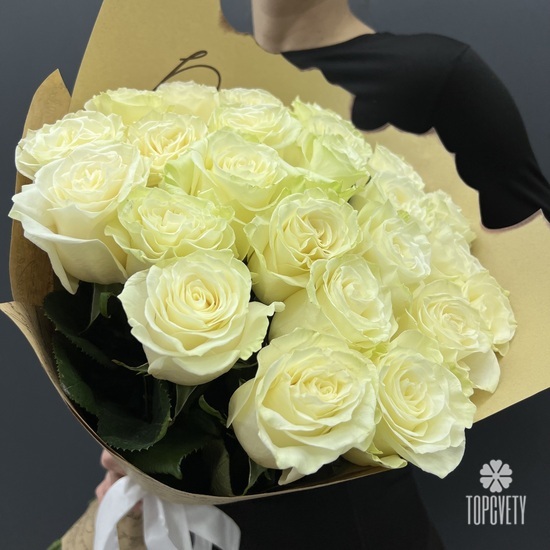Букет из 25 белых роз 70см