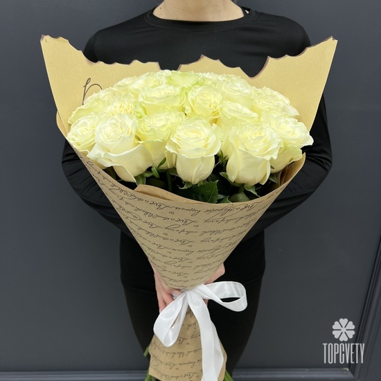 Букет из 25 белых роз 70см