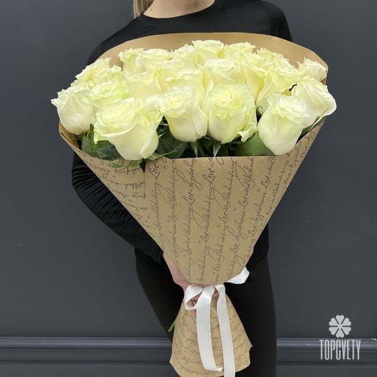 Букет из 25 белых роз Мондиаль 70 см