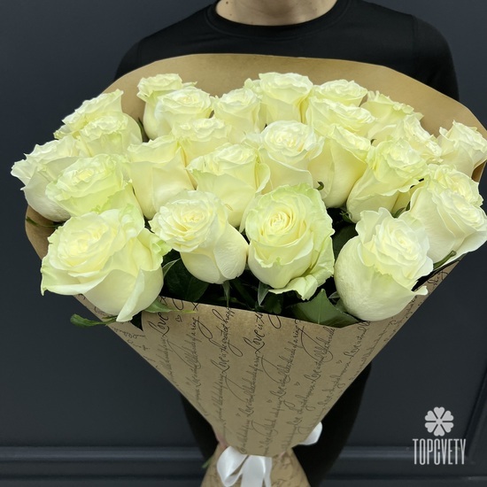Букет из 25 белых роз Мондиаль 70 см