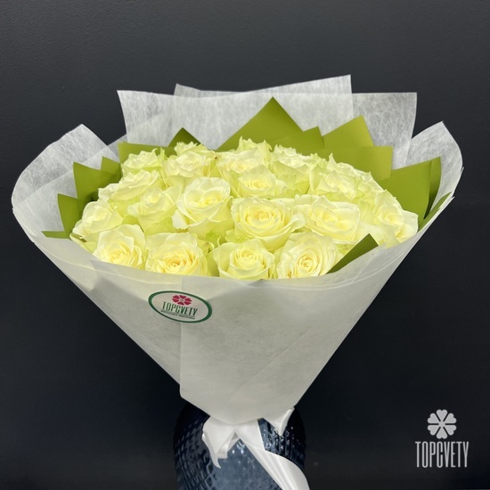 Букет из 25 белых роз 40см