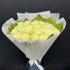 Букет из 25 белых роз 40см