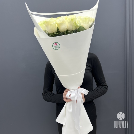 Букет из 25 белых роз 80см