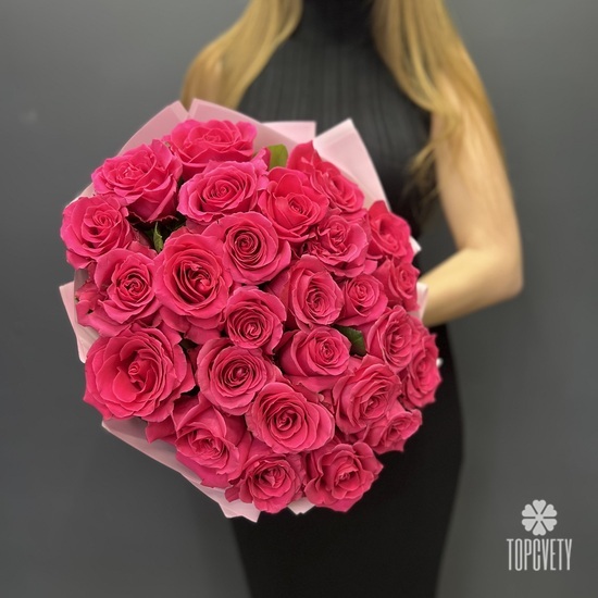Букет из 25 розовых роз 60см