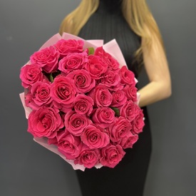 Букет из 25 розовых роз 60см