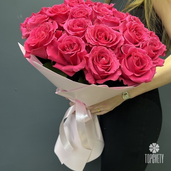 Букет из 25 розовых роз 60см