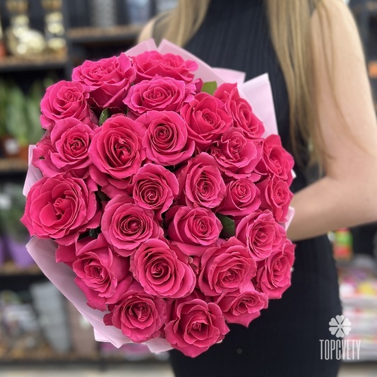 Букет из 25 розовых роз 60см