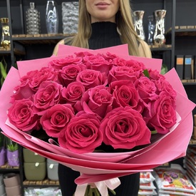 Букет из 25 розовых роз 50см