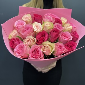Букет из 25 розовых роз микс 40см