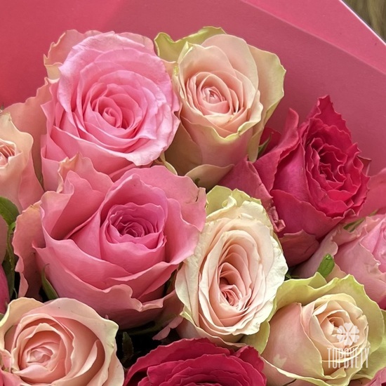 Букет из 25 розовых роз микс 40см
