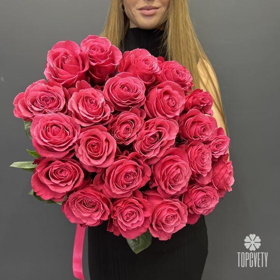 Букет из 25 розовых роз 50см