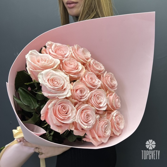 Букет из 15 розовых роз 70см