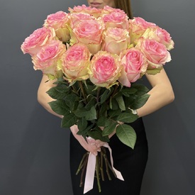 Букет из 15 розовых роз Эквадор 50см