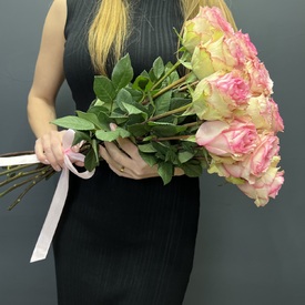 Букет из 15 розовых роз Эквадор 50см