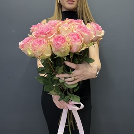 Букет из 15 розовых роз Эквадор 50см