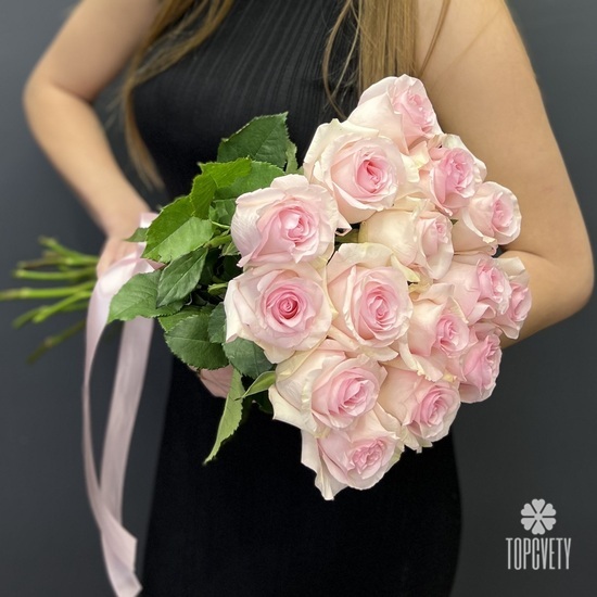 Букет из 15 розовых роз 50см