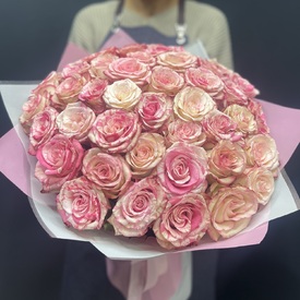 Букет из 51 розовой розы Эквадор 50см