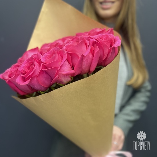 Букет из 15 розовых крупных роз 70см
