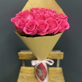 Букет из 15 розовых крупных роз 70см