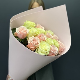 Букет из 15 розовых роз микс 70см