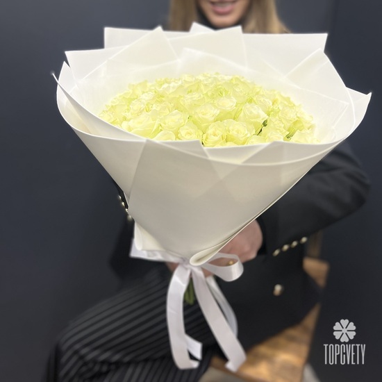 Букет из 51 белой розы 