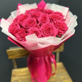 Букет из 15 розовых роз Пинк Флойд 50см