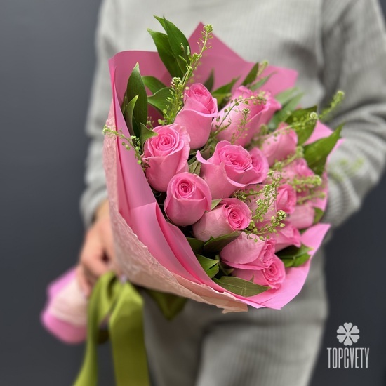 Букет из 15 розовых роз Каприз