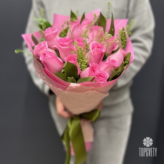 Букет из 15 розовых роз Каприз