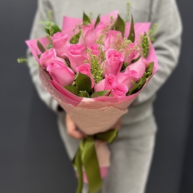 Букет из 15 розовых роз Каприз