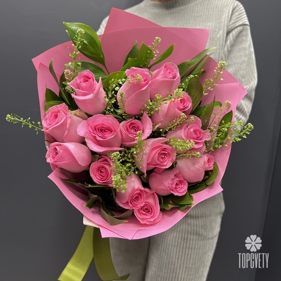 Букет из 15 розовых роз Каприз