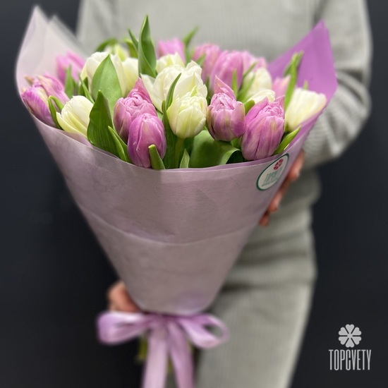Букет из 25 тюльпанов микс