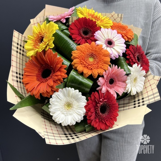 Букет из 15 Гербер микс 