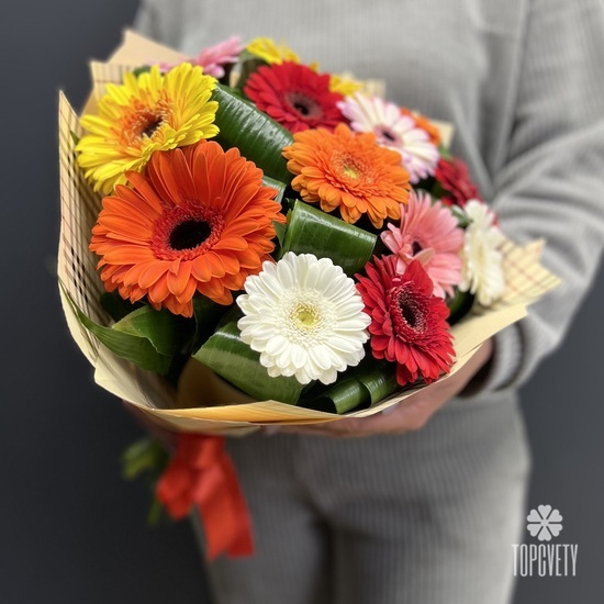 Букет из 15 Гербер микс 