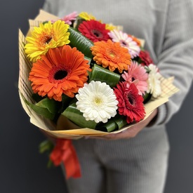 Букет из 15 Гербер микс 