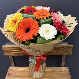 Букет из 15 Гербер микс 