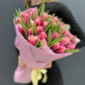 Букет из 35 пионовидных  тюльпанов 