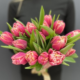 Букет из 15 пионовидных тюльпанов 