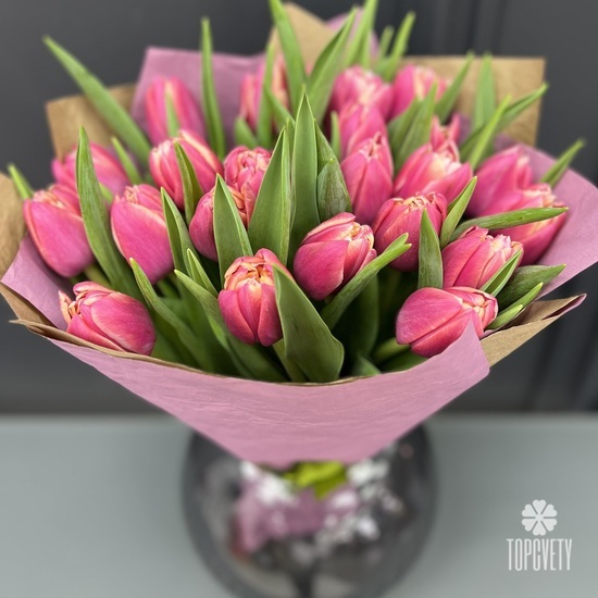 Букет из 25 пионовидного тюльпана 