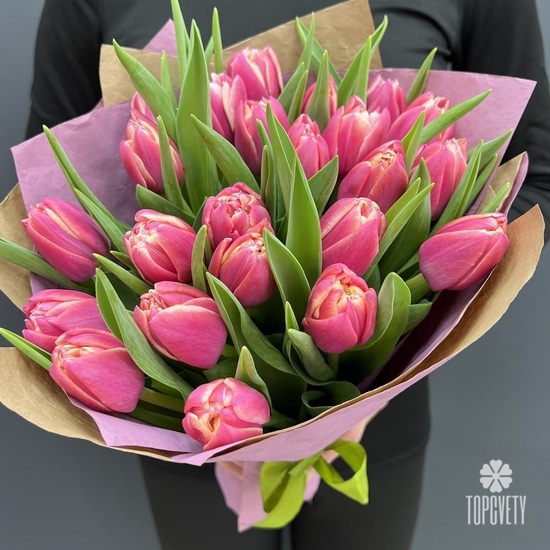 Букет из 25 пионовидного тюльпана 