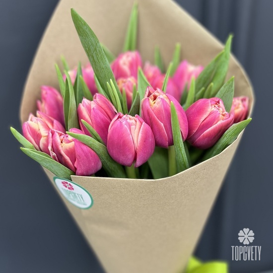 Букет из 15 пионовидного тюльпана 
