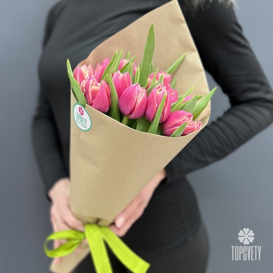 Букет из 15 пионовидного тюльпана 